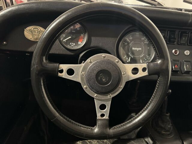 MORGAN Plus 8 Früher Achter mit zauberhafter Patina...