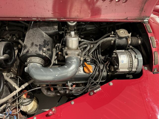 MORGAN Plus 8 Früher Achter mit zauberhafter Patina...