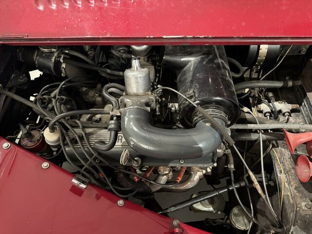 MORGAN Plus 8 Früher Achter mit zauberhafter Patina...