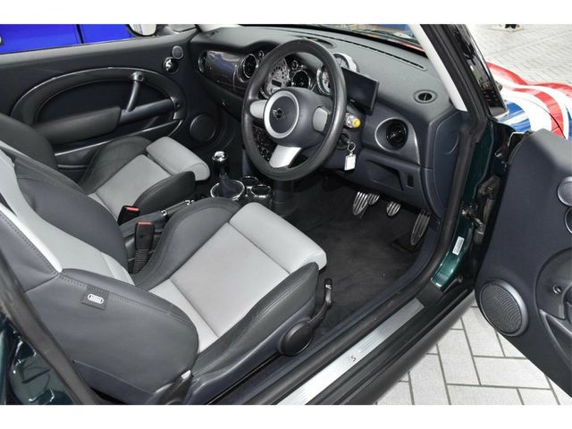 MINI Cooper S Chili UnionJack foliert RHD Rechtslenker...