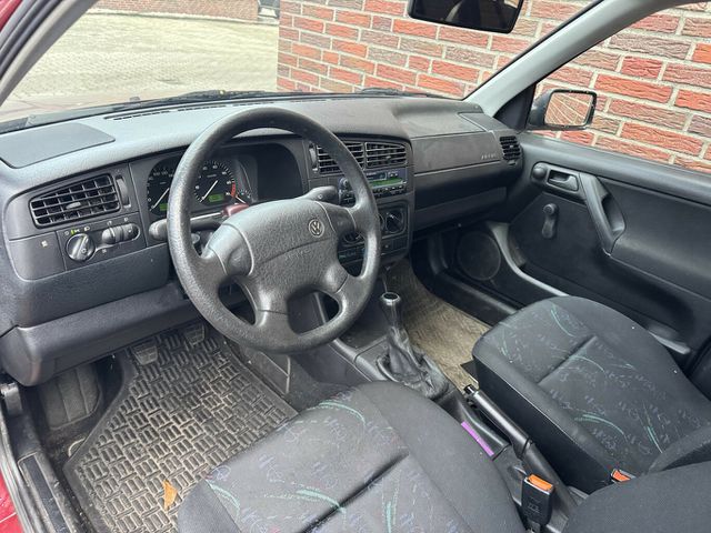 VW Golf Variant CL Pink Floyd...