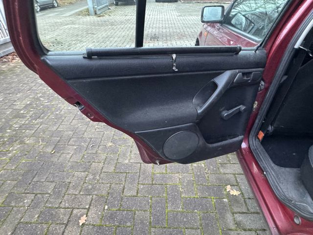 VW Golf Variant CL Pink Floyd...