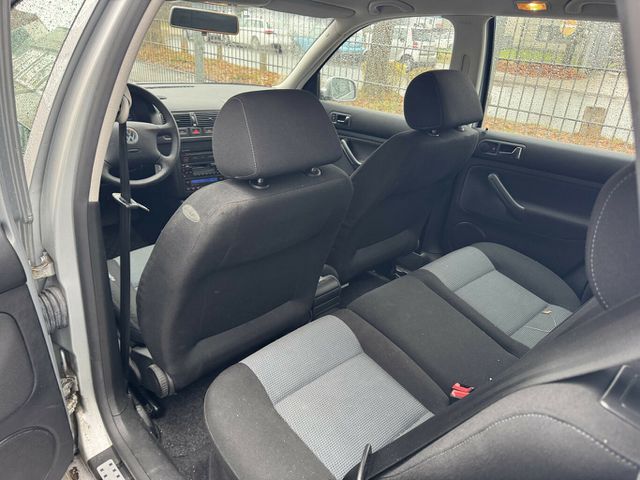 VW Golf Final Edition Automatik 1. Hd. wenig km...