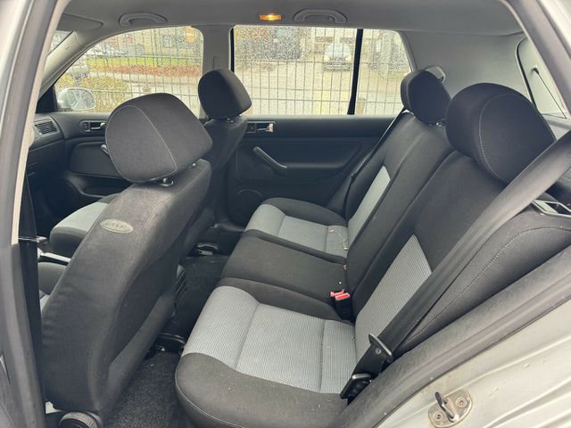 VW Golf Final Edition Automatik 1. Hd. wenig km...