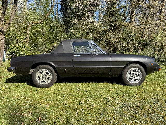 ALFA ROMEO Spider 2000 1. Hand, so nicht wieder zu bekommen...