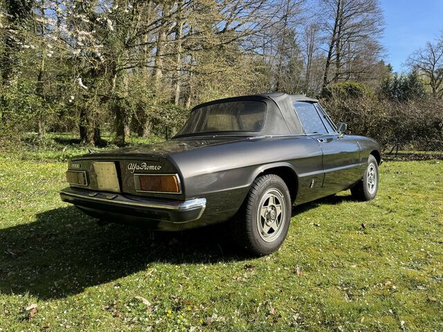 ALFA ROMEO Spider 2000 1. Hand, so nicht wieder zu bekommen...