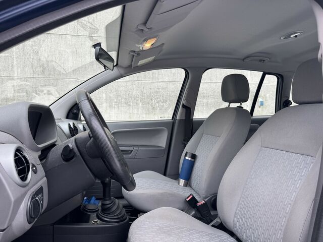 FORD Fusion Minivan 2 Jahre TÜV JU2...