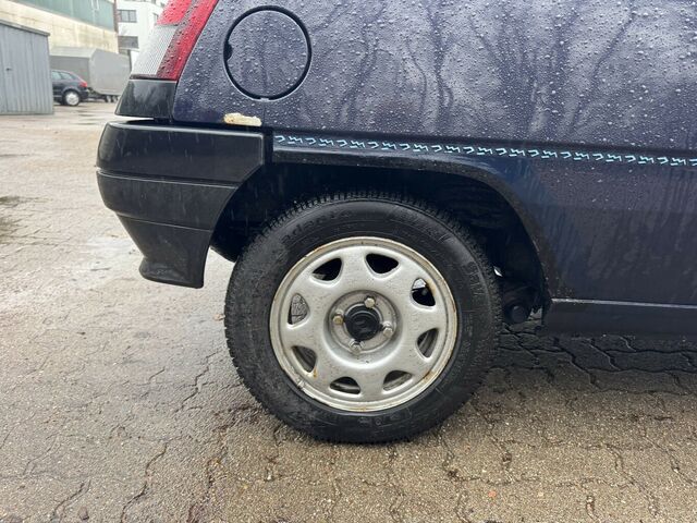 RENAULT R5 Campus B/C40...