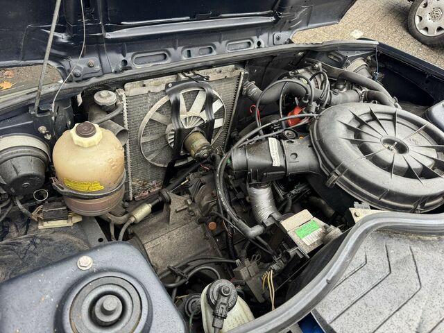 RENAULT R5 Campus B/C40...