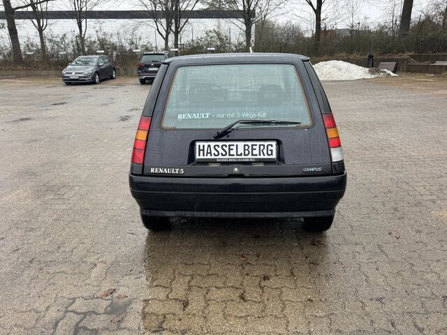 RENAULT R5 Campus B/C40...