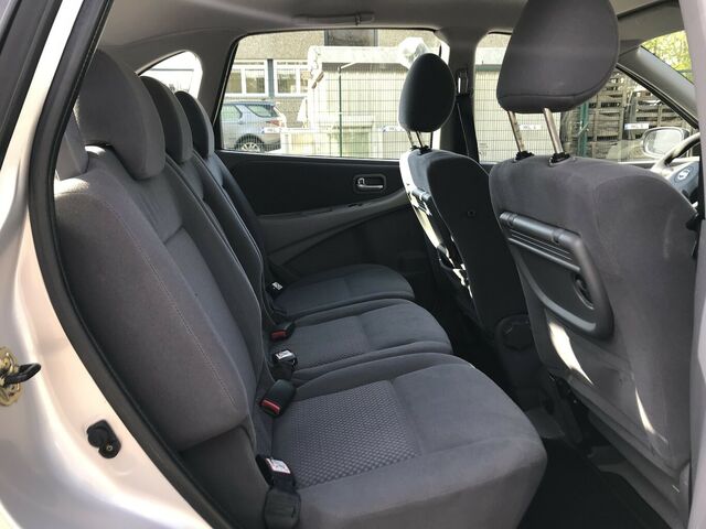 NISSAN Almera Tino Luxury...