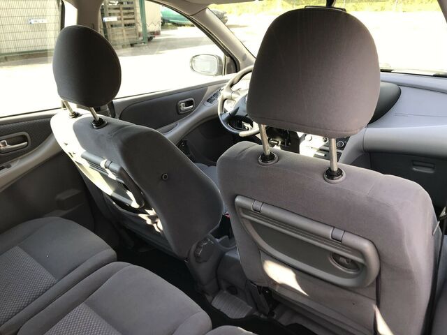 NISSAN Almera Tino Luxury...