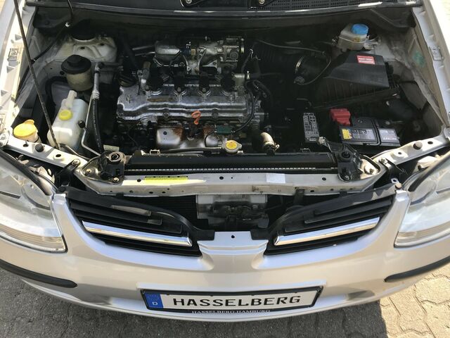 NISSAN Almera Tino Luxury...