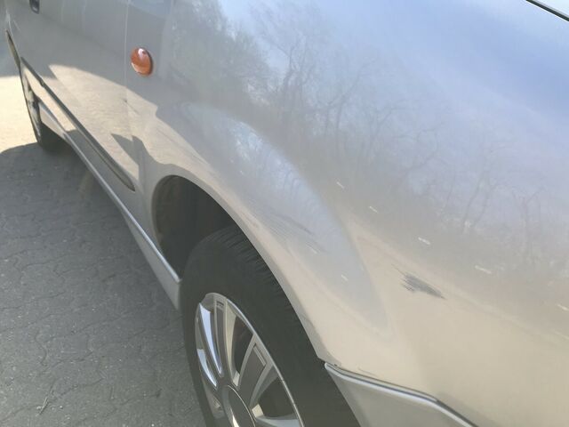 NISSAN Almera Tino Luxury...