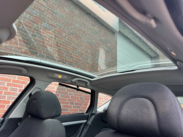 PEUGEOT 407 1. Hand nur 91tkm Kampfspuren...
