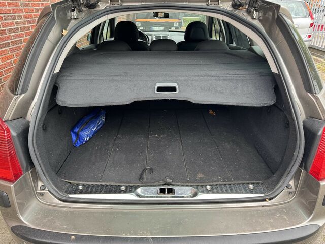 PEUGEOT 407 1. Hand nur 91tkm Kampfspuren...