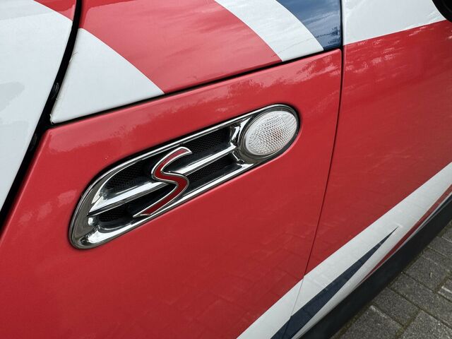 MINI Cooper S R53 BMW CLASSIC-FAHRZEUG RECARO LEDER SPERRDIFFERENZIAL RHD...