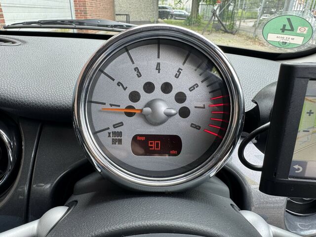 MINI Cooper S R53 BMW CLASSIC-FAHRZEUG RECARO LEDER SPERRDIFFERENZIAL RHD...