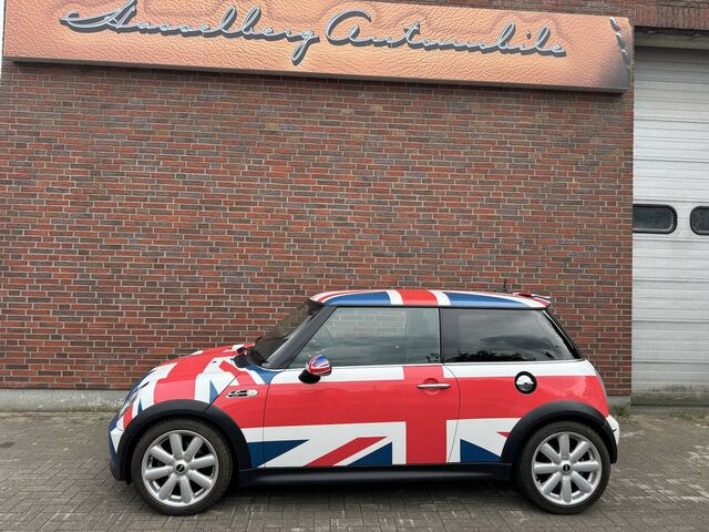 MINI Cooper S R53 BMW CLASSIC-FAHRZEUG RECARO LEDER SPERRDIFFERENZIAL RHD...