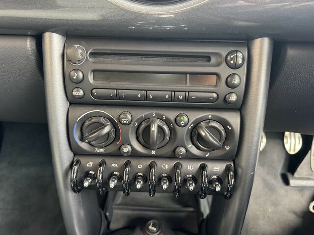 MINI Cooper S R53 BMW CLASSIC-FAHRZEUG RECARO LEDER SPERRDIFFERENZIAL RHD...