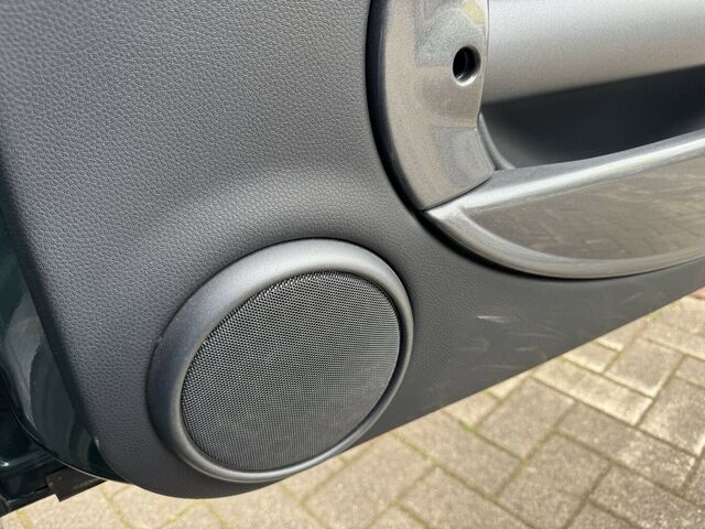 MINI Cooper S R53 BMW CLASSIC-FAHRZEUG RECARO LEDER SPERRDIFFERENZIAL RHD...
