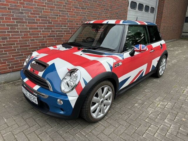 MINI Cooper S R53 BMW CLASSIC-FAHRZEUG RECARO LEDER SPERRDIFFERENZIAL RHD...