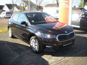 SKODA Fabia Essence 1.0 TSI LED DigCockp PDC