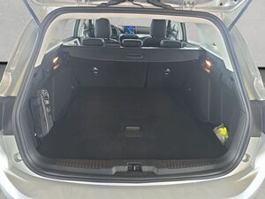 FORD Focus Cool und Connect Turnier, 5-türig 1,0 l EcoBoost 92 kW (125 PS), 6-Gang-Schaltgetriebe, F