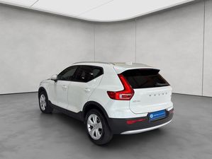 VOLVO XC40 B3 B DKG