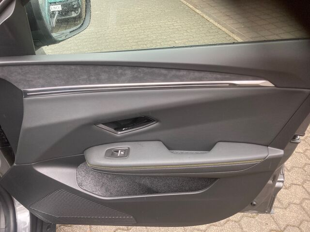 DACIA Sandero Journey TCe 90 CVT Ansicht 9 für Fahrzeugdetailseite