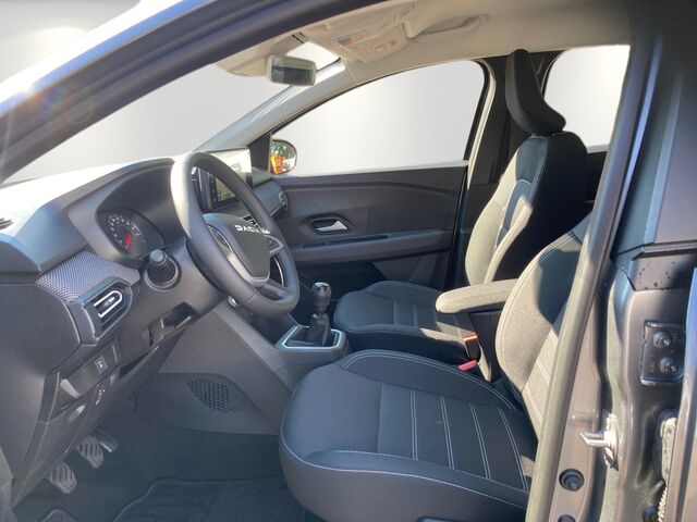 DACIA Duster Journey TCe 150 AT Ansicht 8 für Fahrzeugdetailseite