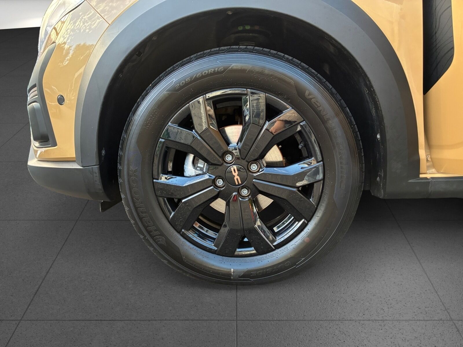 DACIA Sandero TCe 90 Stepway Extreme Ansicht 16 für Fahrzeugdetailseite