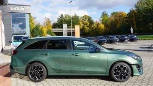 KIA Ceed Sportswagon Ceed SW 1.5 TGDI DCT GT-LINE *TEC* NAVI* KAMERA*