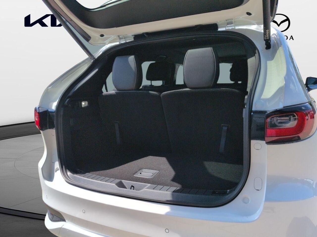 MAZDA CX-80 3.3l 254PS AWD HOMURA Plus*7-Sitzer*PANO* Ansicht 7 für Fahrzeugdetailseite