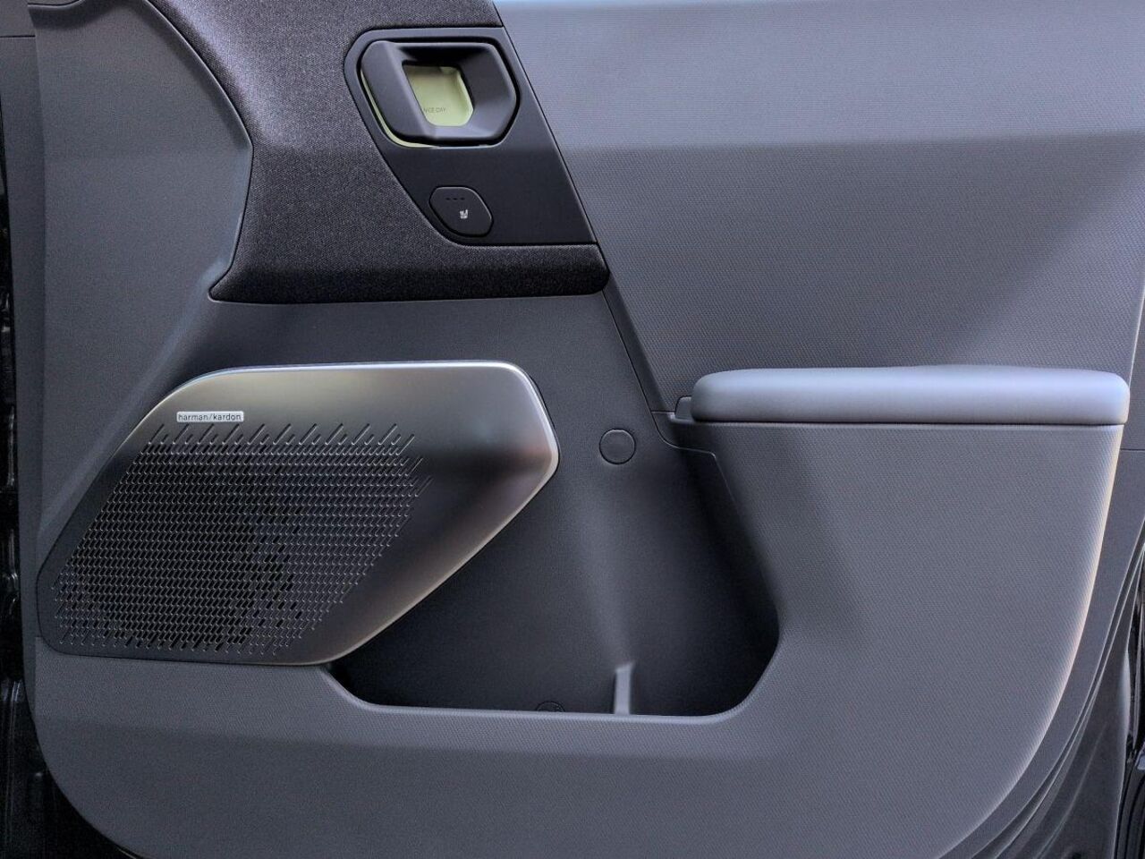 KIA EV2 EARTH*SitzP2*WinterP3*P4*TechP5*DriveWiseP6* Ansicht 15 für Fahrzeugdetailseite