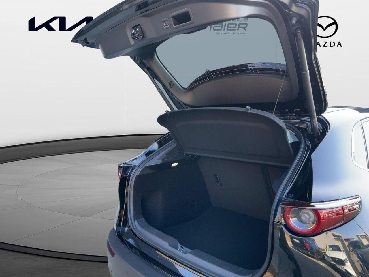 MAZDA CX-30 2.5 SKYACTIV-G HOMURA 140PS FWD *LED*NAVI* Ansicht 5 für Fahrzeugdetailseite