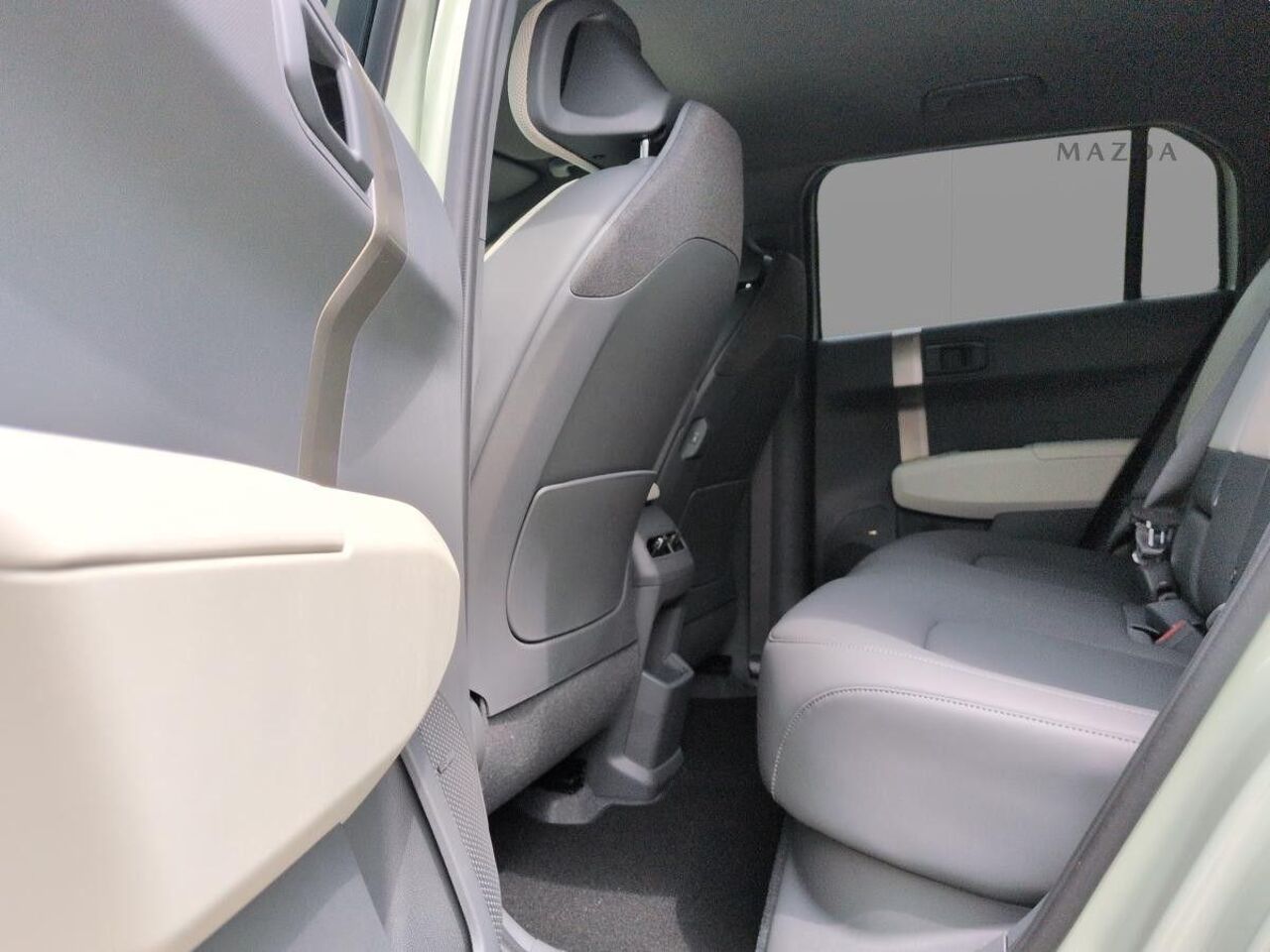 KIA EV3 GT-Line 204PS 81,4 kWh FWD *P10*P11*SOFORT* Ansicht 7 für Fahrzeugdetailseite