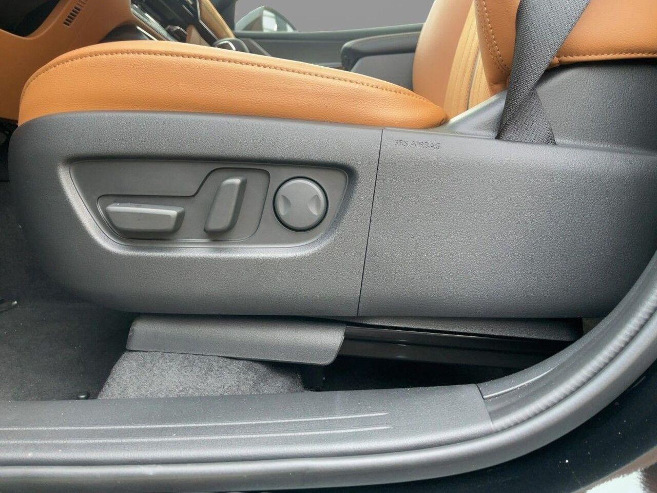 MAZDA CX--60 3.3 SKYACTIV-D 254PS AWD HOMURA *BOSE*LED* Ansicht 14 für Fahrzeugdetailseite