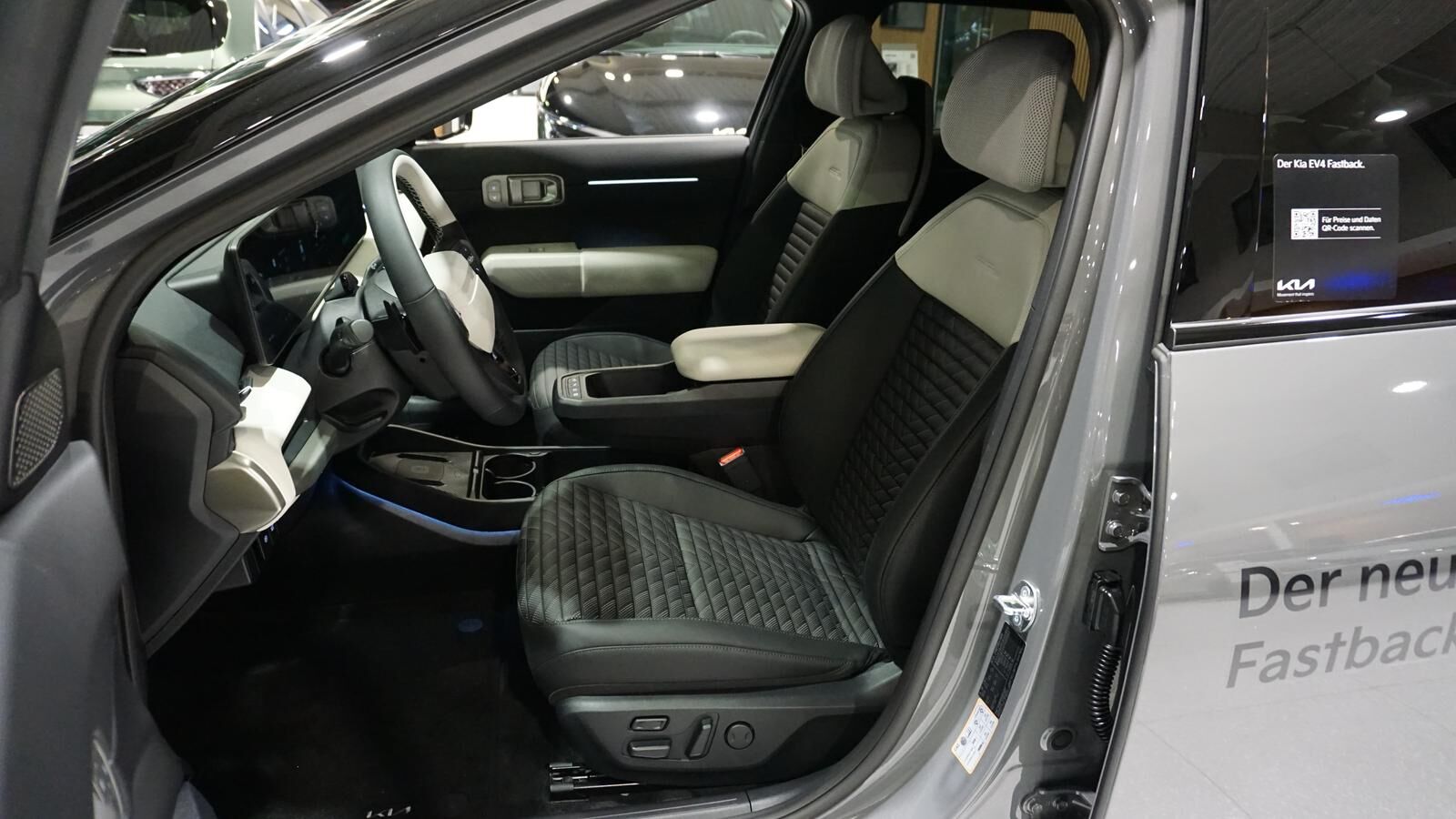 KIA EV4 FB GT-Line*DriveP10*ComfortP11*ConnectP12 Ansicht 5 für Fahrzeugdetailseite
