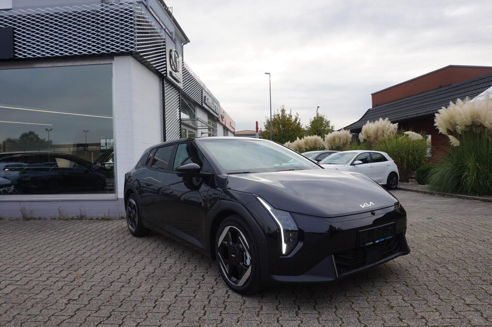 KIA EV4 81,4 kWh EARTH *LED*KAMERA*NAVI*GD* Ansicht 4 für Fahrzeugdetailseite
