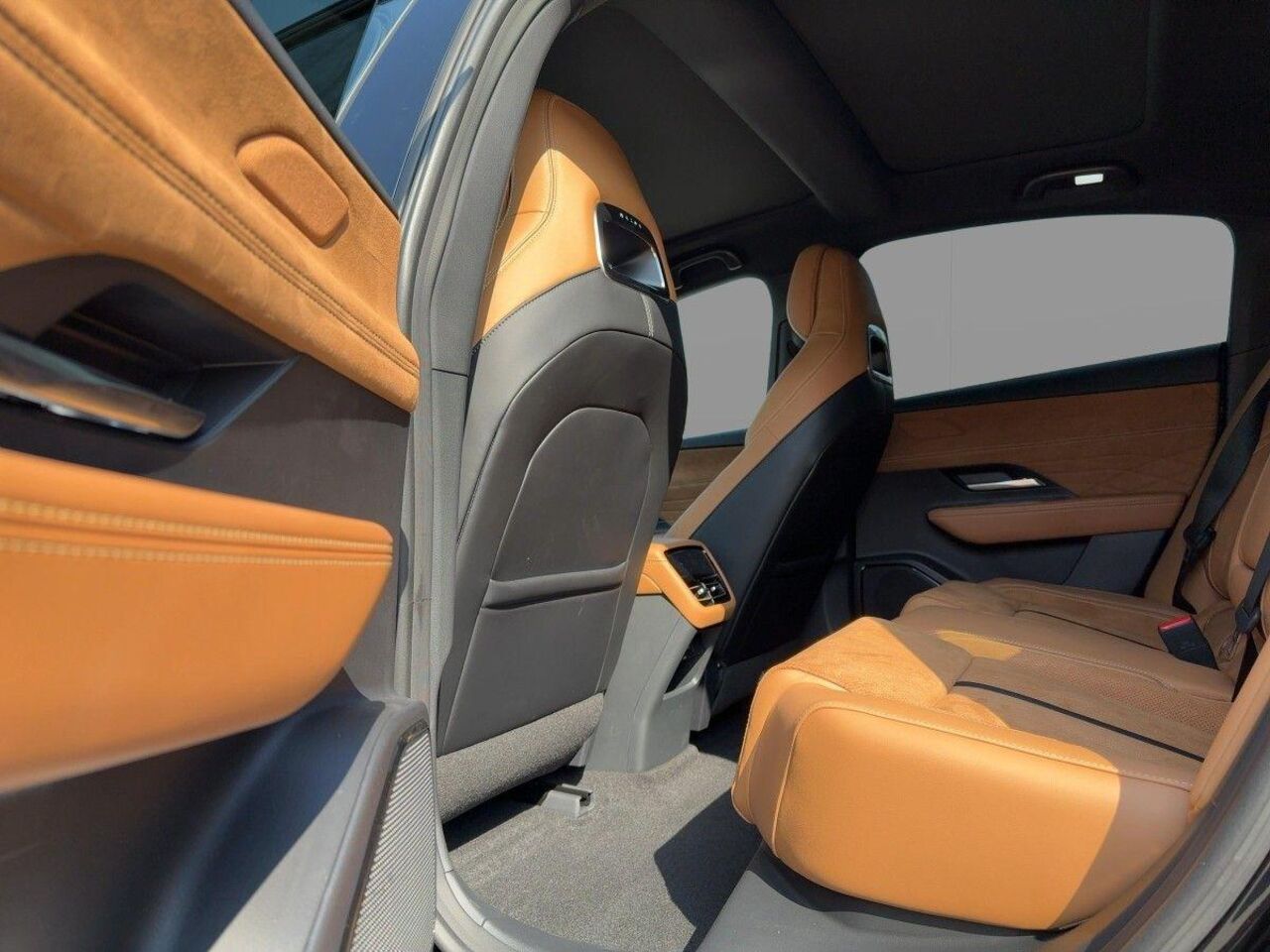 MAZDA 6e TAKUMI PLUS 68,8 kWh *LEDER*PANORAMA*AMBIENTE Ansicht 7 für Fahrzeugdetailseite