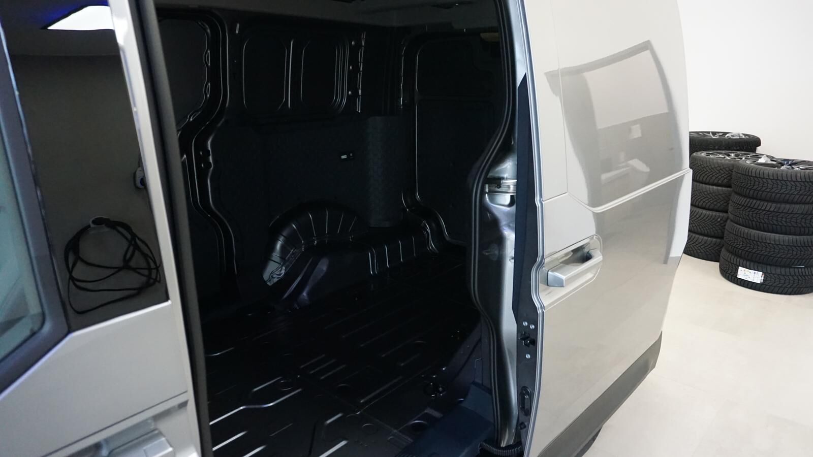 KIA PV5 Cargo L2H1 Elite*Comfort-TecP1*WP*Allwetter* Ansicht 11 für Fahrzeugdetailseite