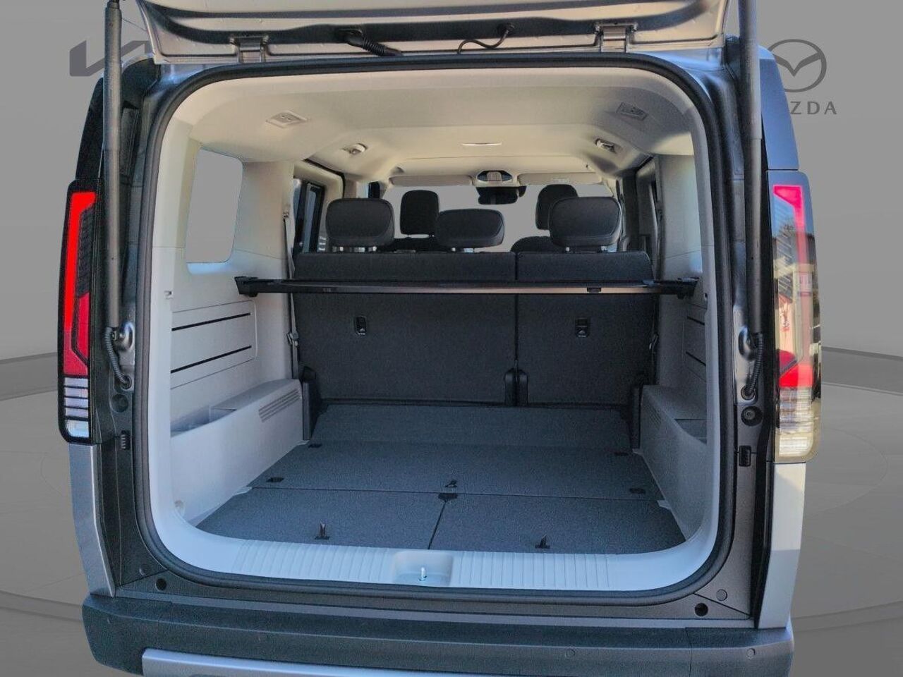 KIA PV5 Passenger ELITE 5-sitz 71.2 kWh *WP*P2*P3*P4*P5* Ansicht 5 für Fahrzeugdetailseite