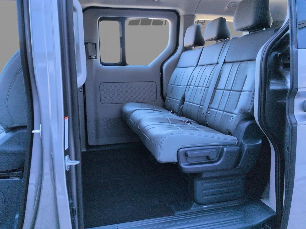 KIA PV5 Passenger ELITE 5-sitz 71.2 kWh *WP*P2*P3*P4*P5* Ansicht 7 für Fahrzeugdetailseite