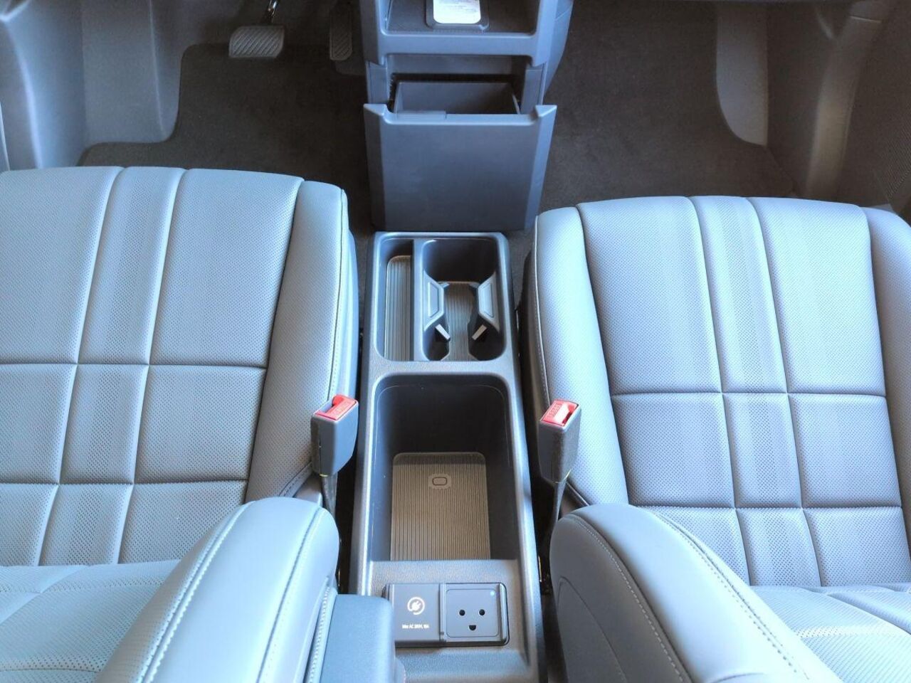 KIA PV5 Passenger ELITE 5-sitz 71.2 kWh *WP*P2*P3*P4* Ansicht 10 für Fahrzeugdetailseite