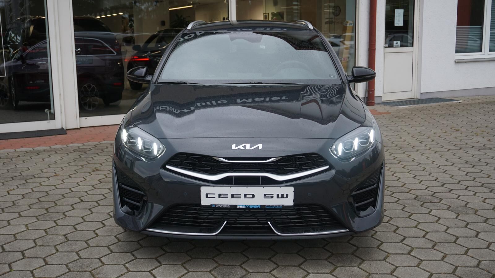 KIA Ceed Sportswagon Ceed SW 1.5 TGDI GT-LINE *LED* NAVI* KAMERA* Ansicht 3 für Fahrzeugdetailseite