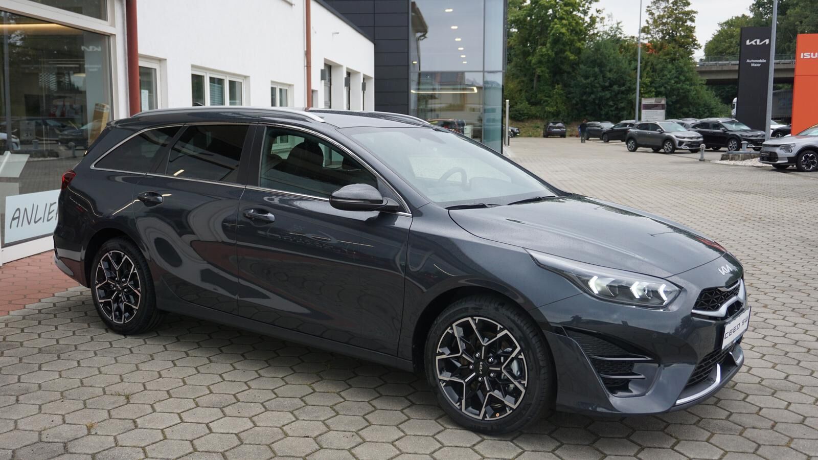 KIA Ceed Sportswagon Ceed SW 1.5 TGDI GT-LINE *LED* NAVI* KAMERA* Ansicht 5 für Fahrzeugdetailseite