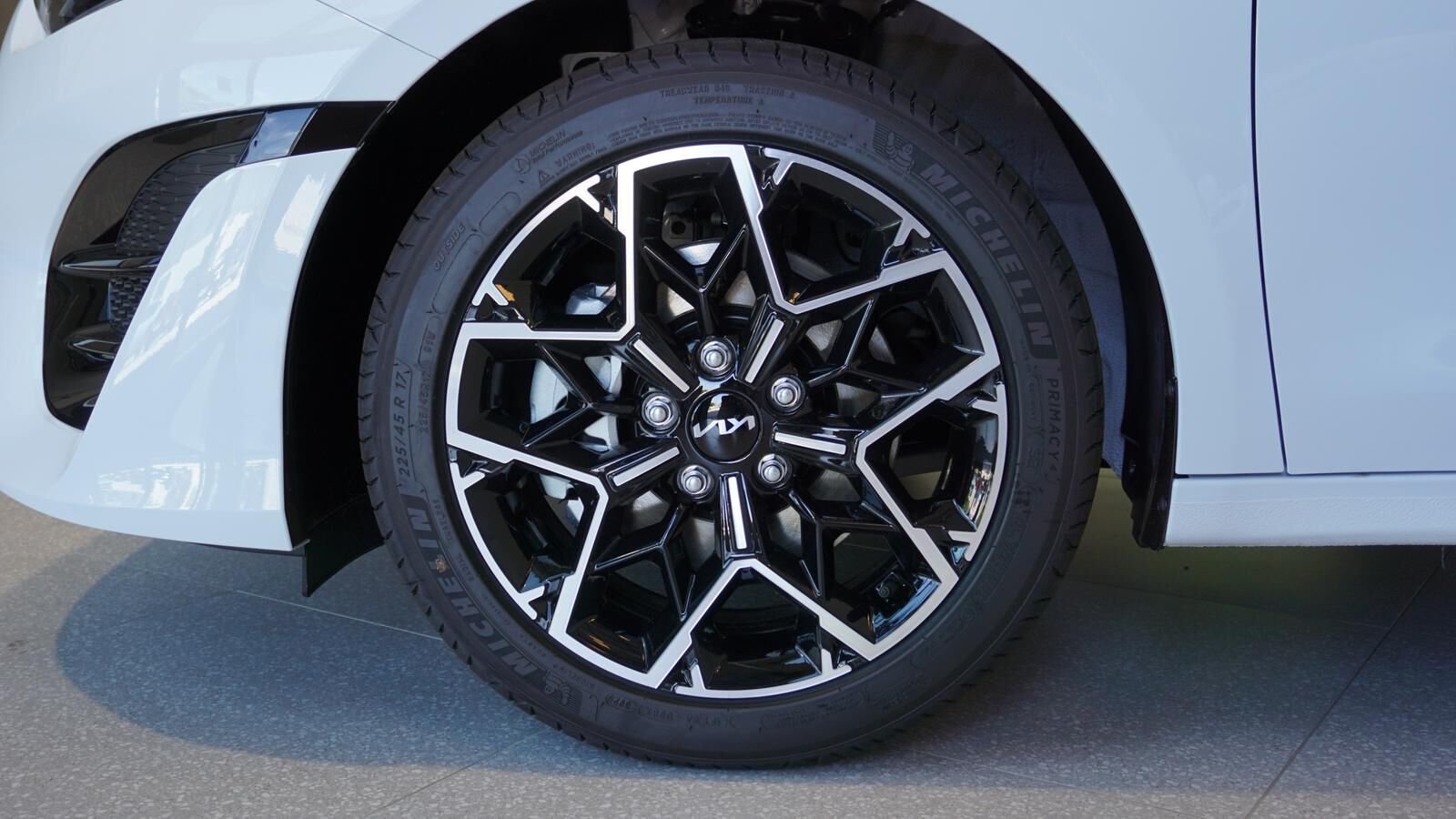 KIA Ceed SW 1.5 TGDI GT-LINE *LED* KAMERA* NAVI* Ansicht 8 für Fahrzeugdetailseite