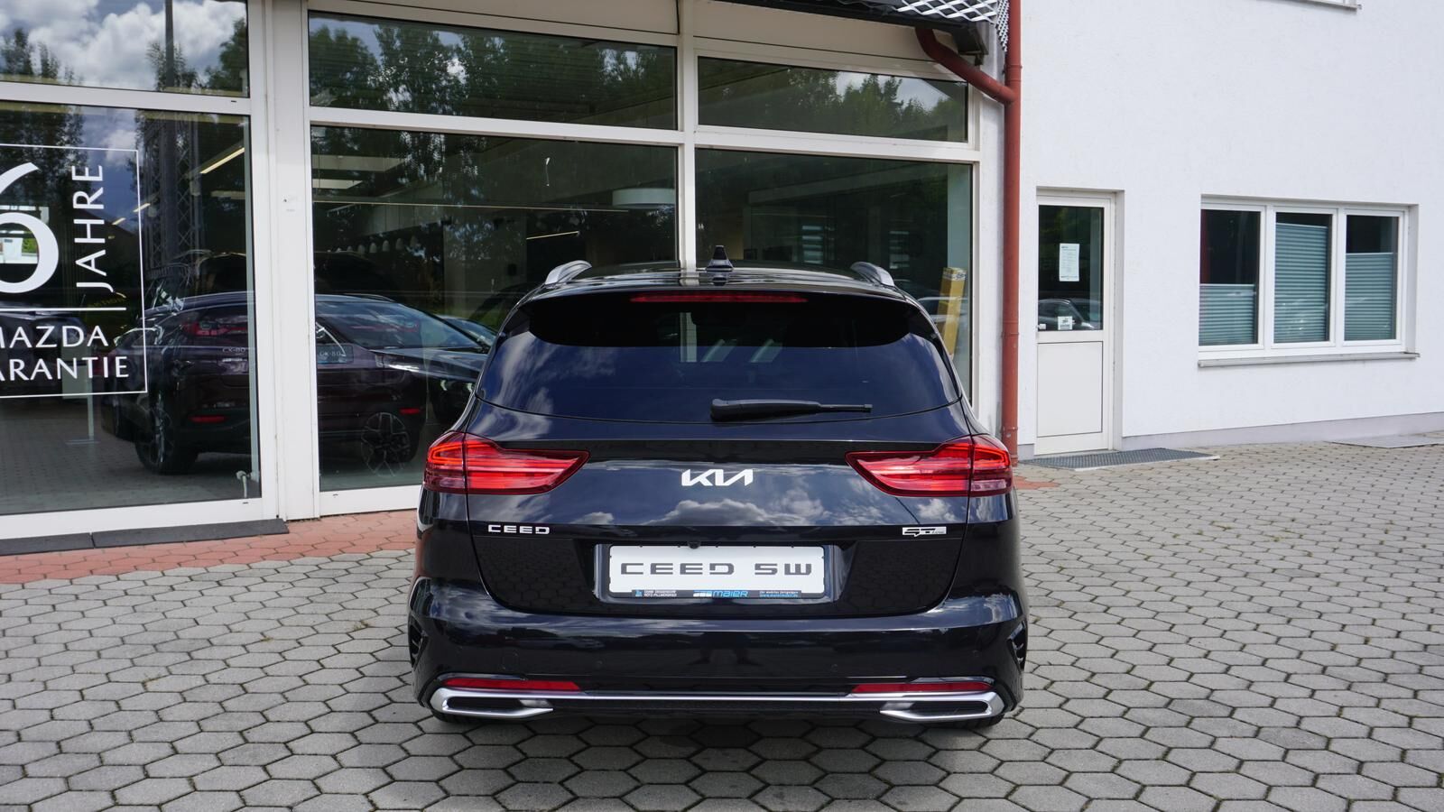 KIA Ceed SW 1.5 TGDI GT-LINE *LED* KAMERA* NAVI* Ansicht 12 für Fahrzeugdetailseite