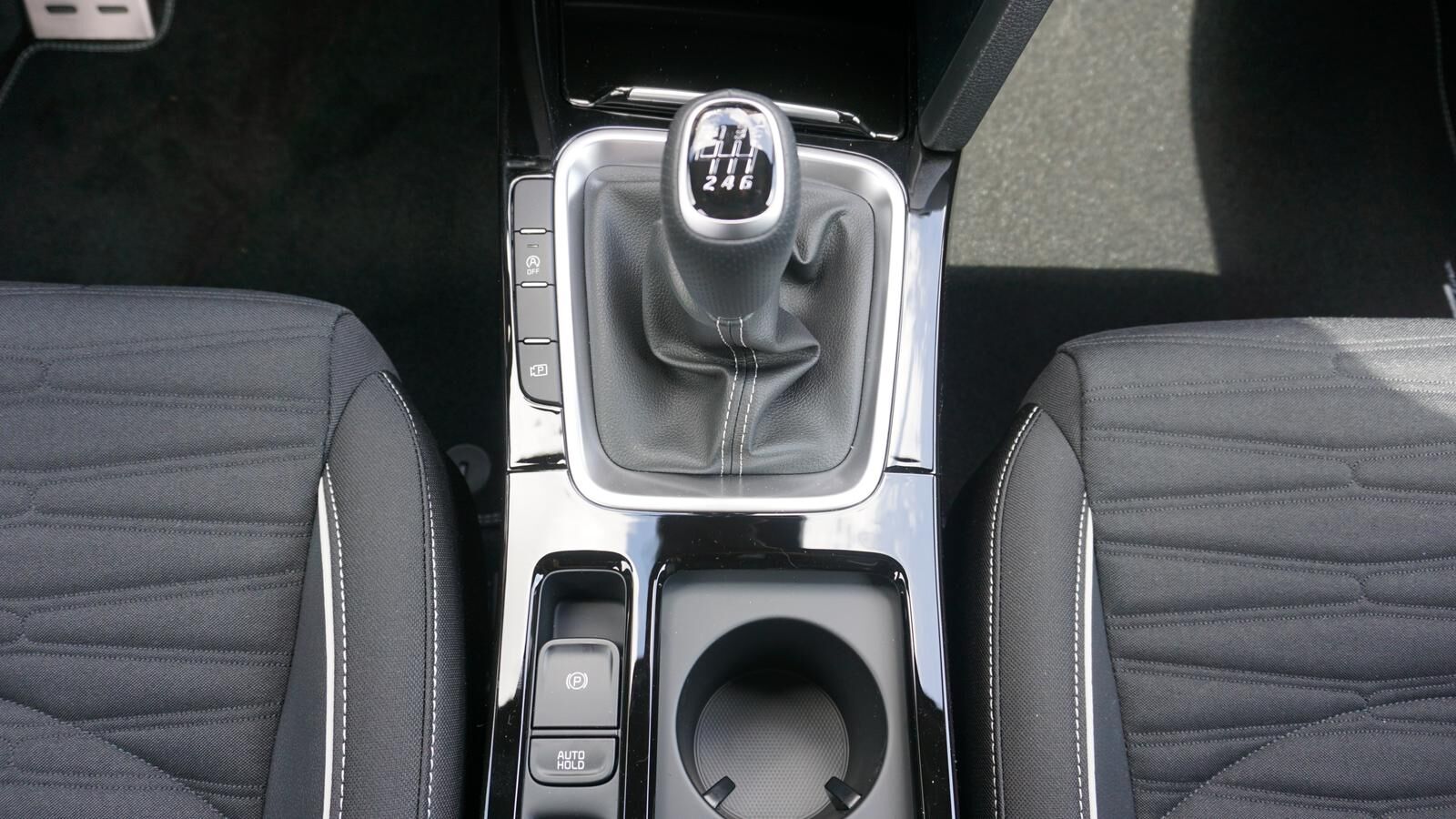 KIA Ceed SW 1.5 TGDI GT-LINE *LED* KAMERA* NAVI* Ansicht 18 für Fahrzeugdetailseite